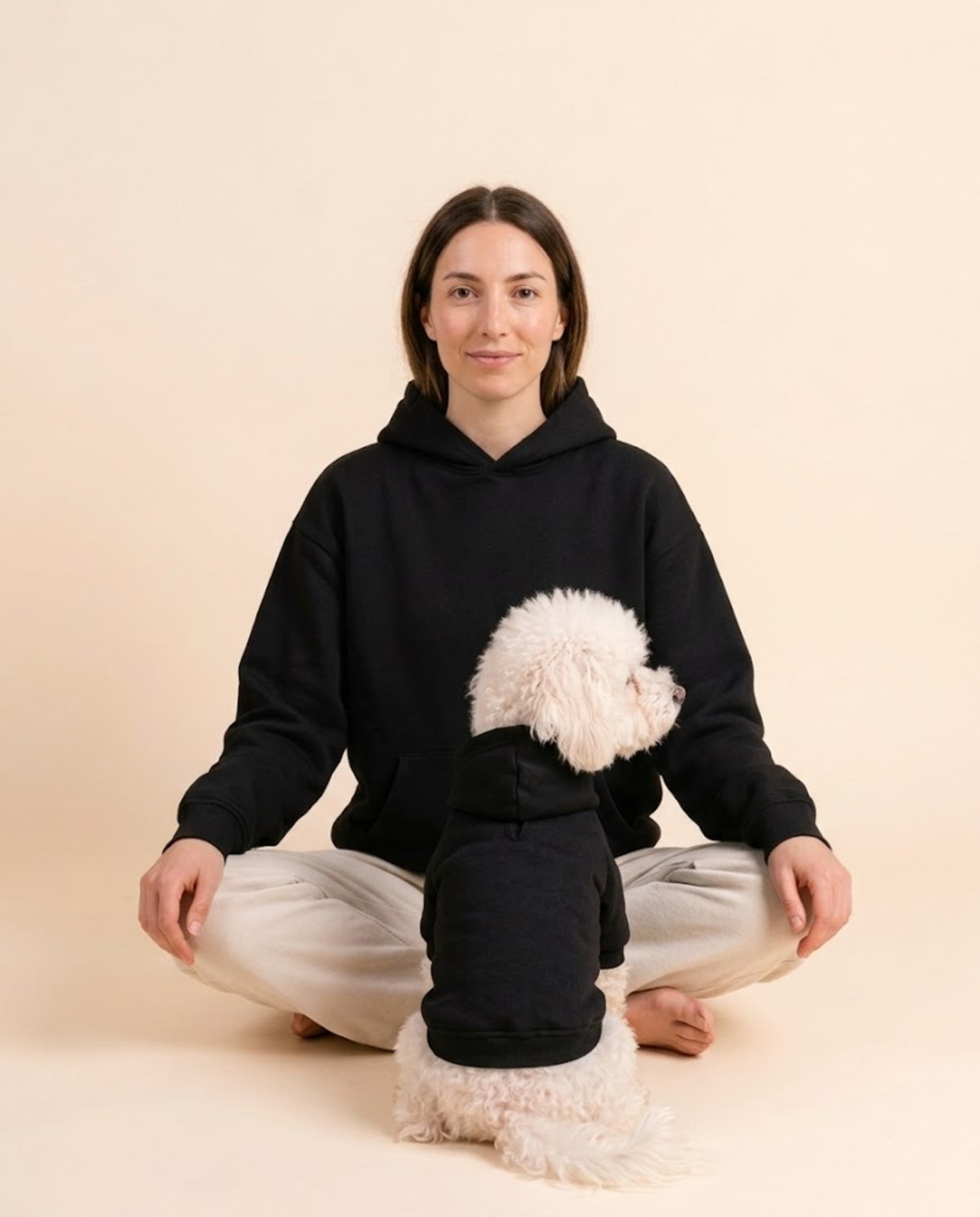 Mamma e il suo cane con felpe abbinate Dog mom e Mom's dog, colore nero